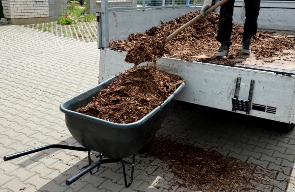 Bulk Mulch Delivery in Orland Park